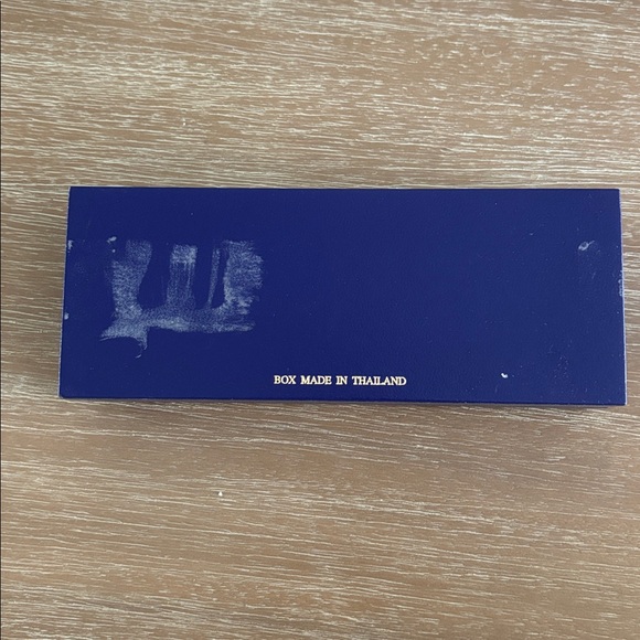 Waterman Expert Fountain Pen in Black with Gold Trim NEW - Picture 4 of 13